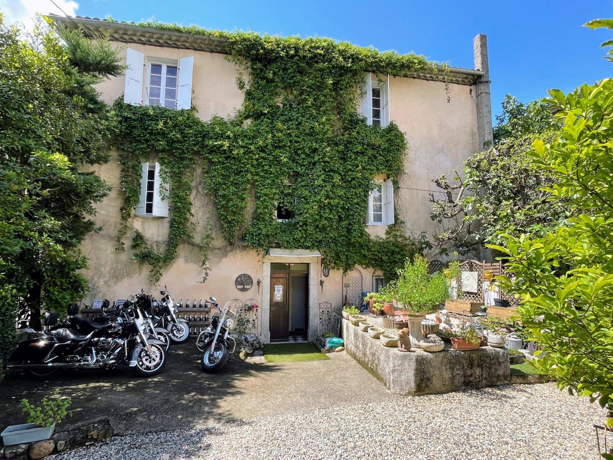 Maison Du Manoir Vallon-Pont-dʼArc Eksteriør bilde